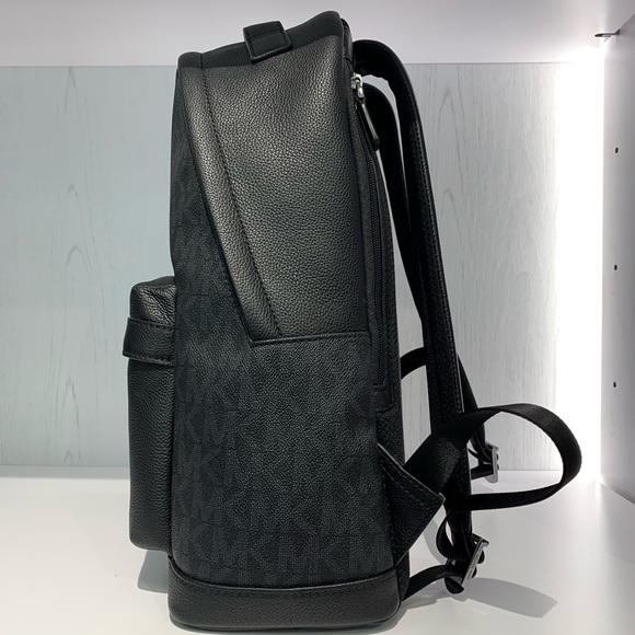 Michael Kors Men’s Russel Backpack - Picture 3 of 8